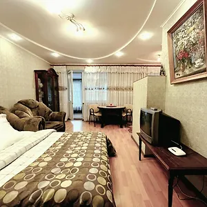 isida-kiev.hotels-of-kiev.com/