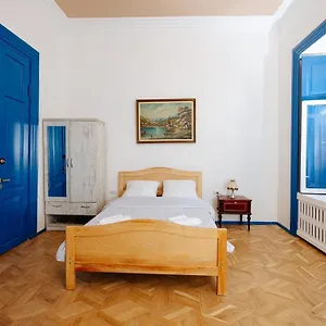historic-studio-apartment.alltbilisihotels.com/